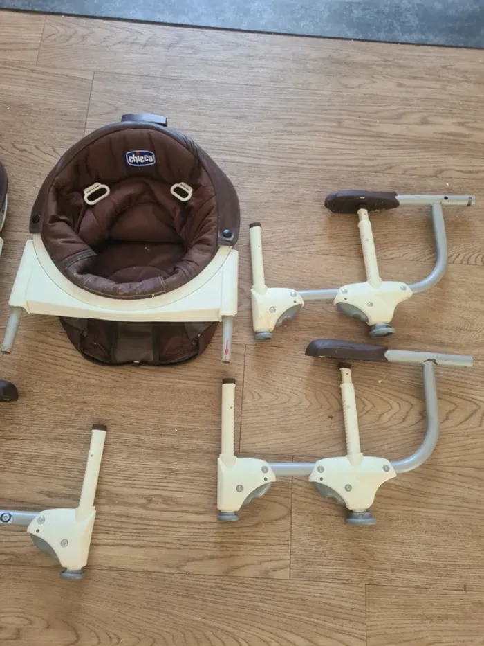 Chaise de table Chicco 360 pour bébé - photo numéro 7