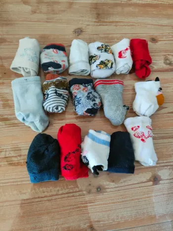 Lot 16 paires de chaussettes