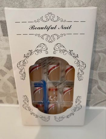 Faux ongles