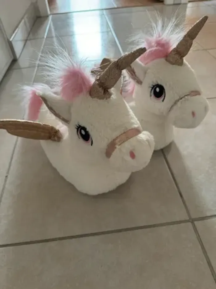Chaussons licorne - photo numéro 5