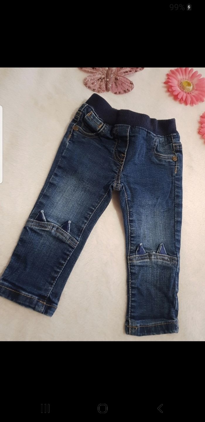 Jean bébé taille 9 mois