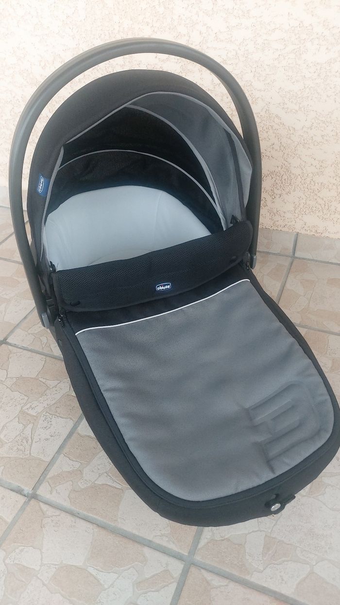 Nacelle chicco - photo numéro 2