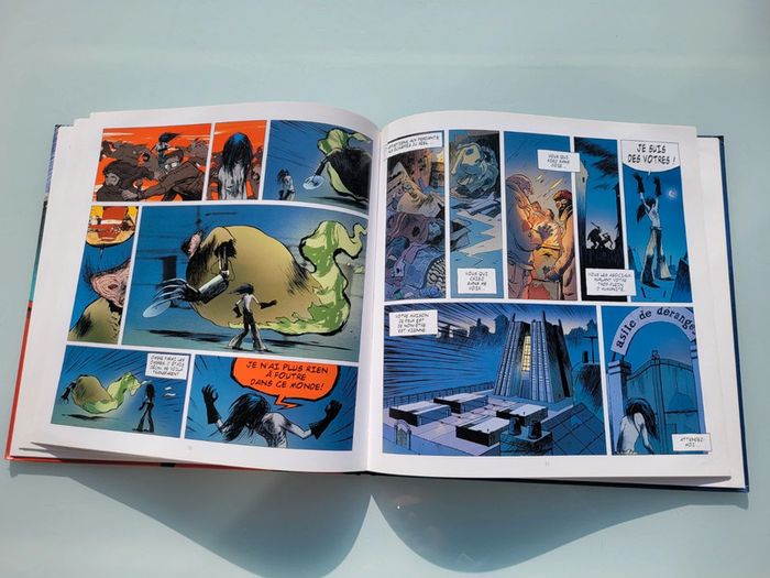 Superbe BD grand format L'Épouvantail pointeur, éditions Glénat - photo numéro 6