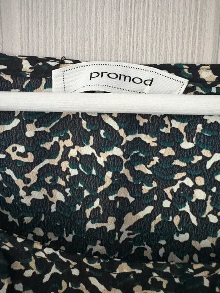 Robe Promod taille 40 en parfait état - photo numéro 2