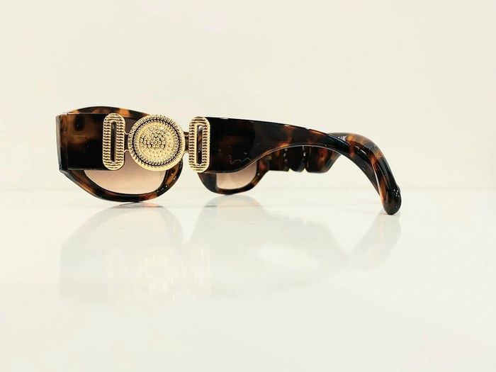 Lunette de soleil mixte marron écaille et dorée UV protection catégorie 3 - photo numéro 5