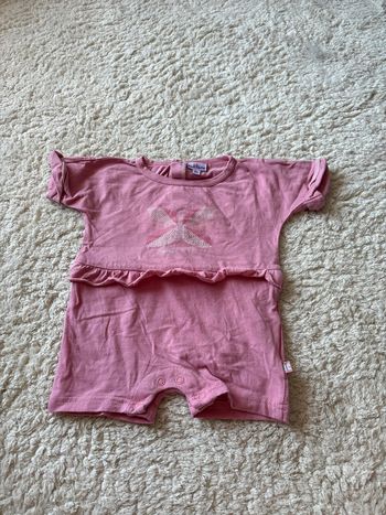 barboteuse neuf mois