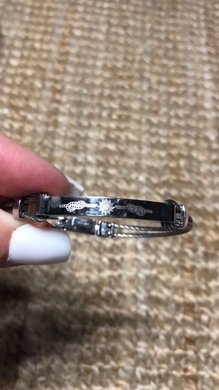 Bracelet en câble en acier inoxydable