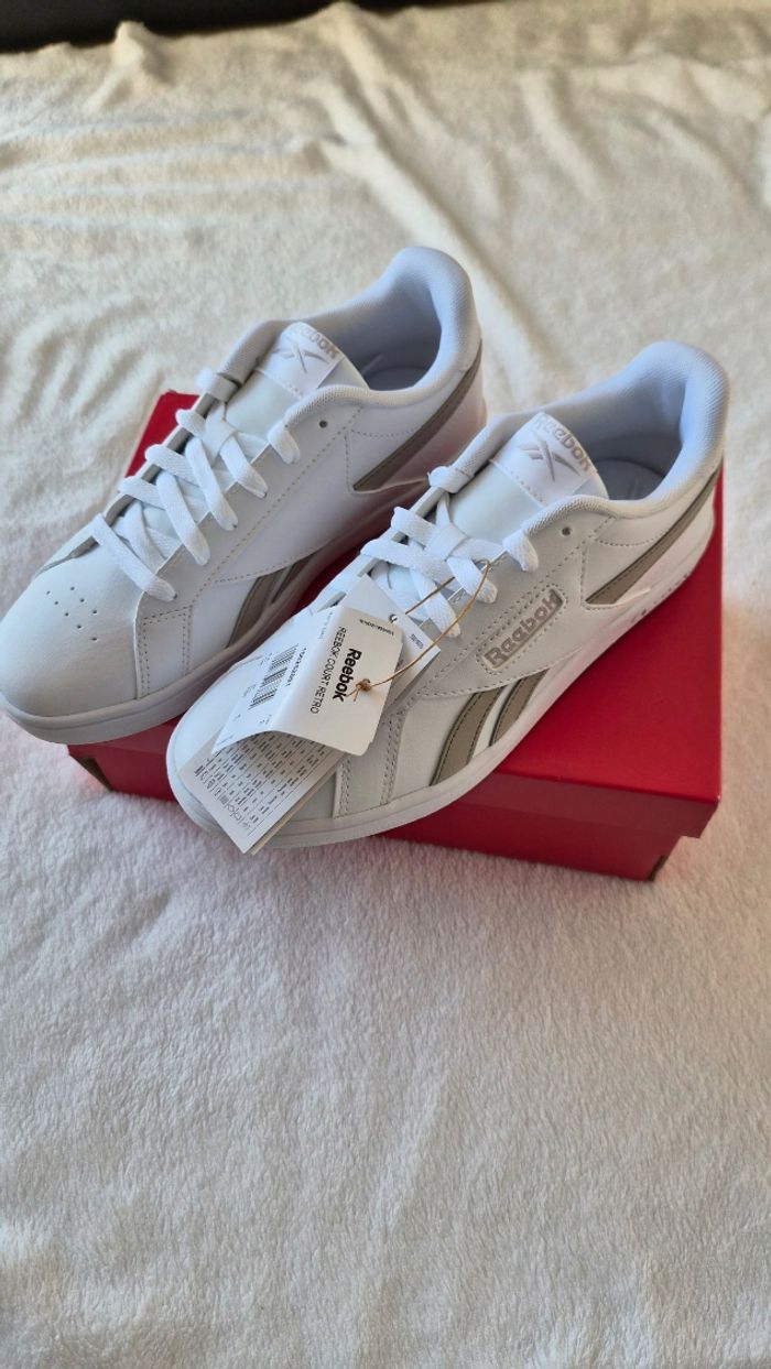 Basket reebok neuve taille 38