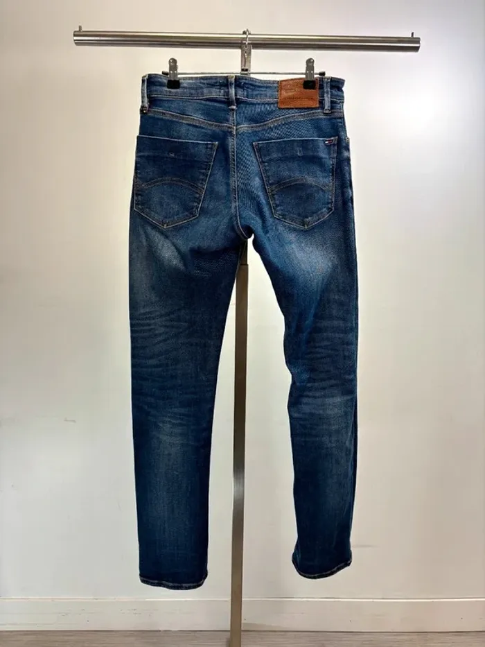 Jean Hilfiger Denim 29 US vintage bonne qualité - Tommy Hilfiger Jean brut A168 - photo numéro 2