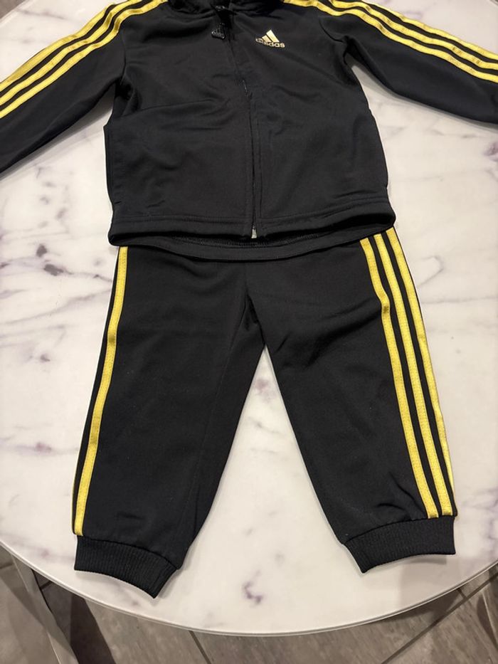 Ensemble Adidas noir et or - photo numéro 6