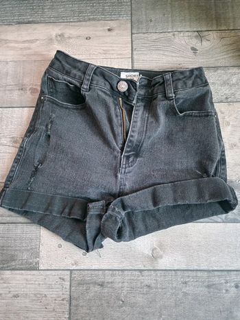 Short taille 32 kiabi