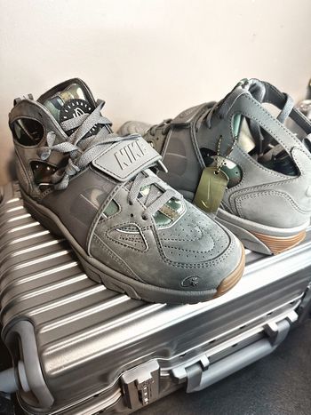 🩶 Nike Huarache Corteiz “Grey Anthracite”