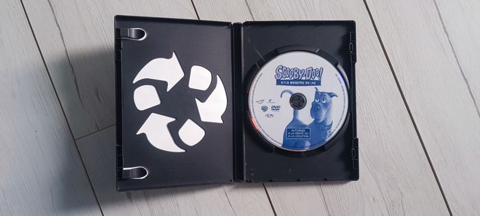 💿 DVD Scooby-doo et le monstre du lac 💿 - photo numéro 3