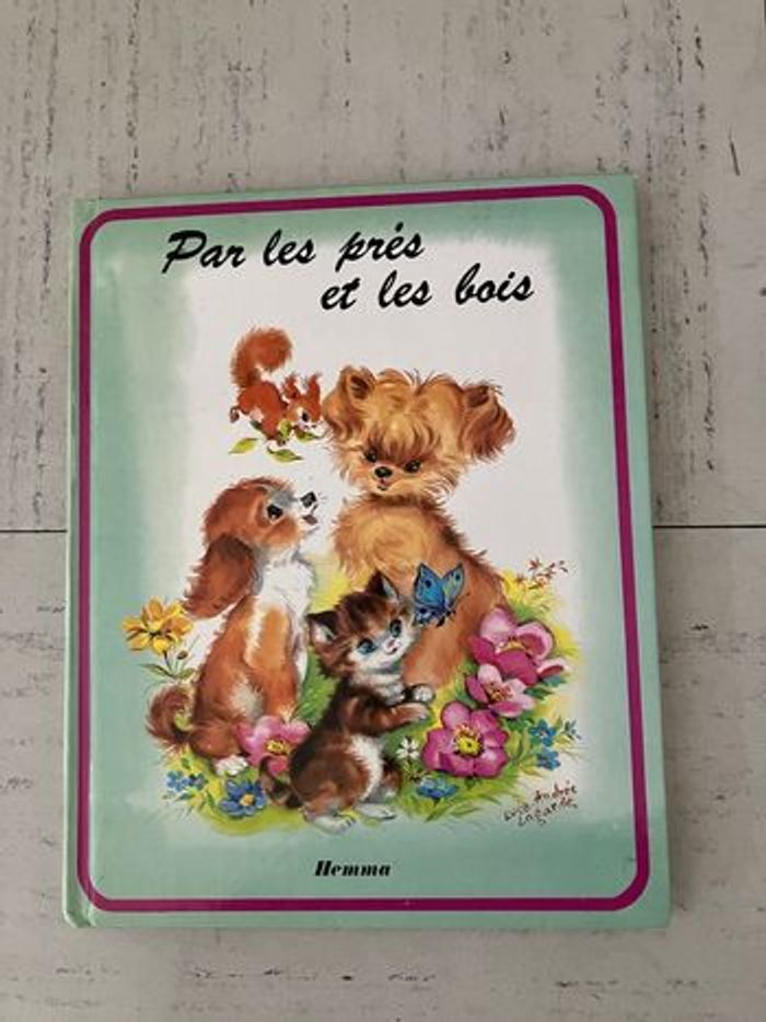 Livre animaux et plante fleurs