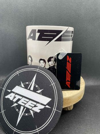 🔥 Coffret ATEEZ K-pop – Mug + dessous de tasse + porte-clé | Idée cadeau ATINY
