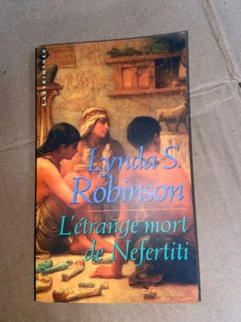 L’étrange mort de nefertiti de lynda s Robinson