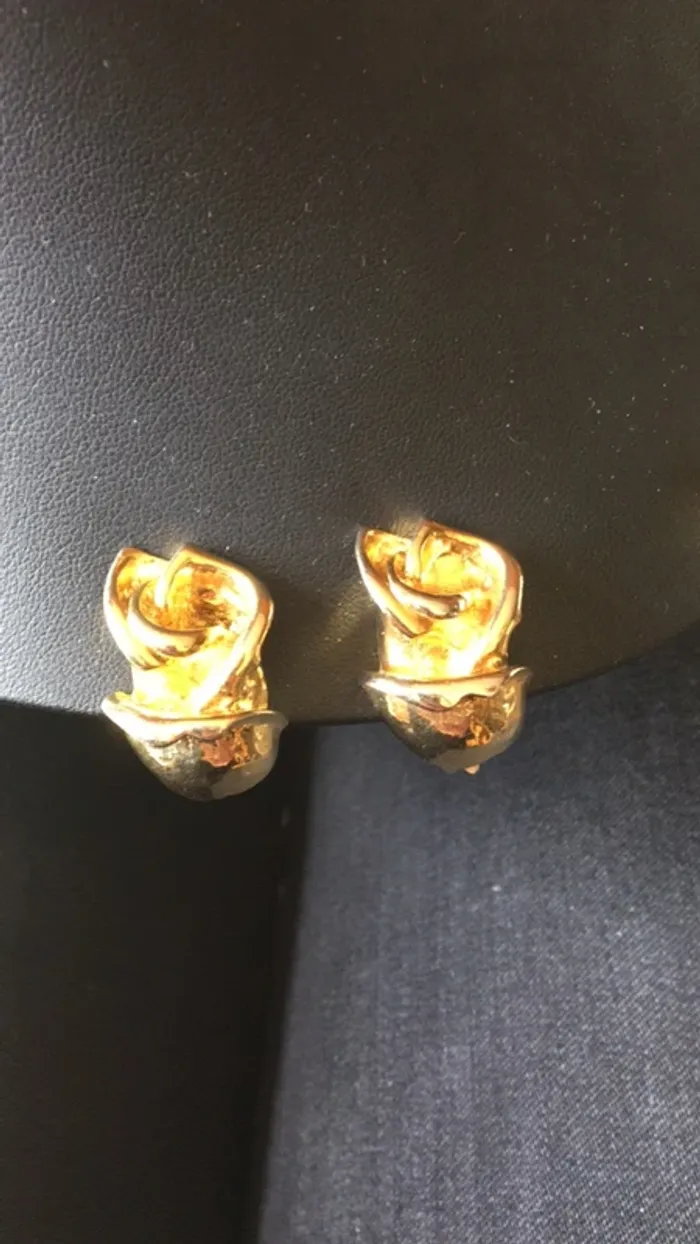 Boucle d’oreille vintage or