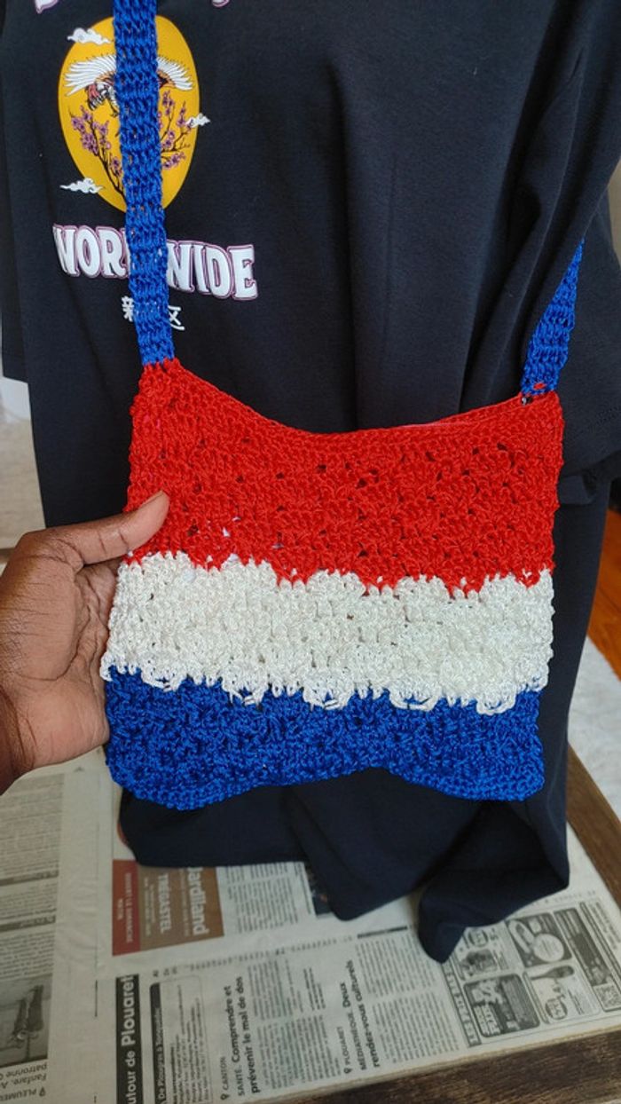 Sac en nylon bandoulière couleur de la France Bleu Blanc Rouge fermeture zip - photo numéro 5