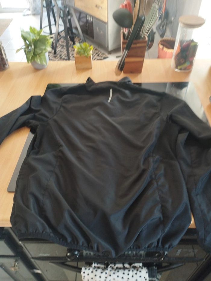 Vend veste de sport pro touch taille 40 noir - photo numéro 4