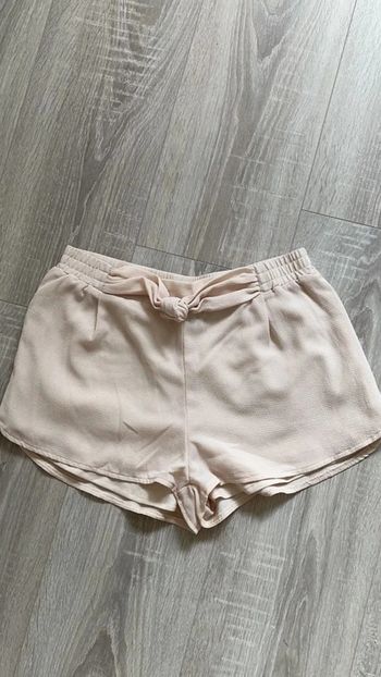 short fluide beige