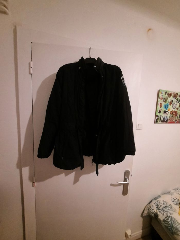 Vends vestes fille 14  ans - photo numéro 2
