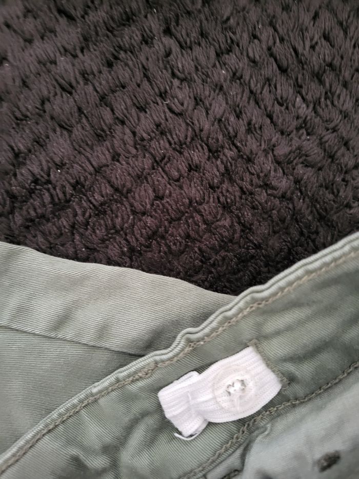 Vends jean skinny garçon - photo numéro 3