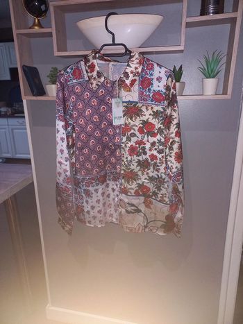 Neuf taille S marque Guess