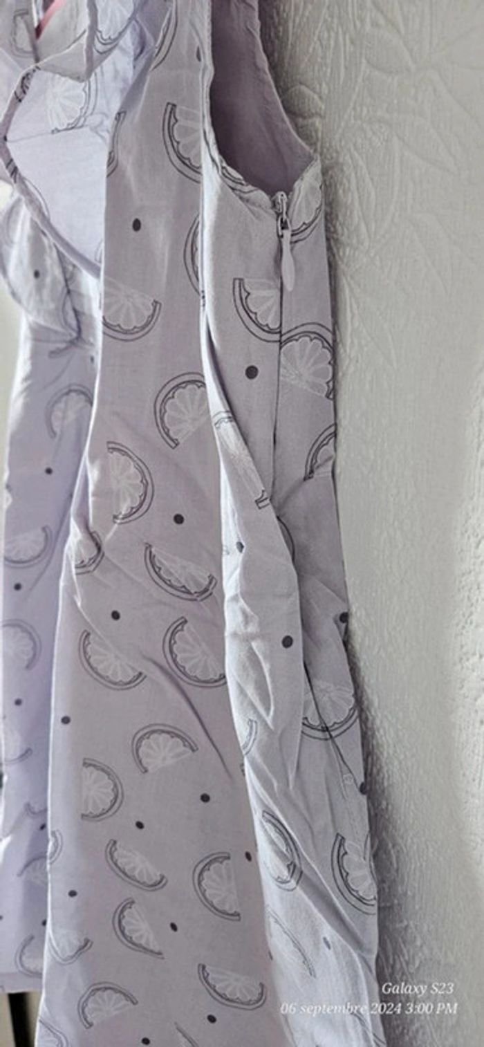 Robe manches volantées 8A - photo numéro 4