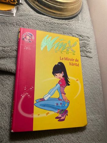 Livre Winx club : le miroir de vérité (18)