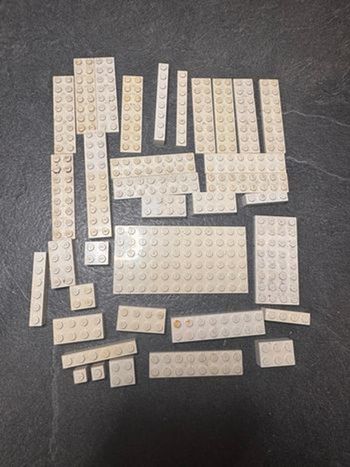 Lot LEGO pièces blanches briques construction