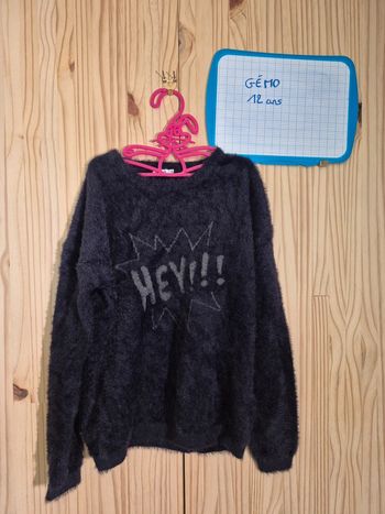 Pull noir