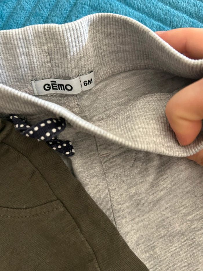 Lot 2 joggings 6 mois - photo numéro 3