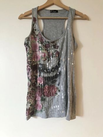 Débardeur gris imprimé visage et fleurs avec strass Pimkie (B)