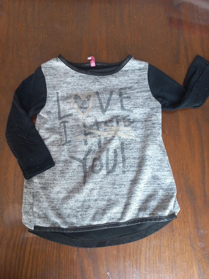 Pull gris "i love you" Gémo 3ans