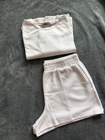 Ensemble short et pull sport 