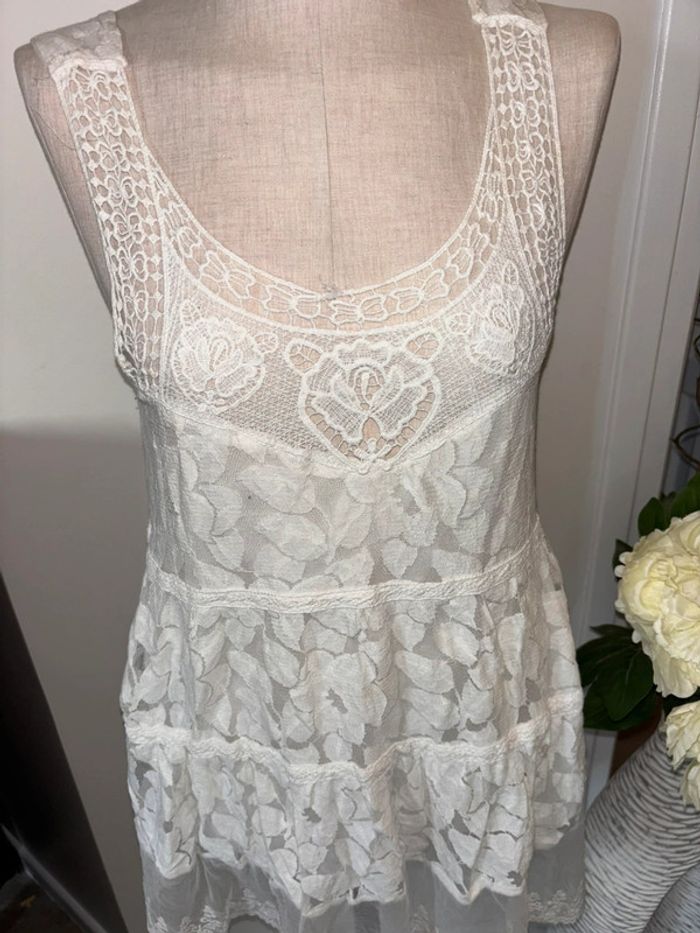 Robe broderie T36 - photo numéro 3