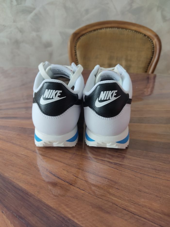 Baskets Nike Cortez T 39 - photo numéro 5