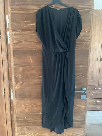 Robe longue portefeuille noir leopard oysho