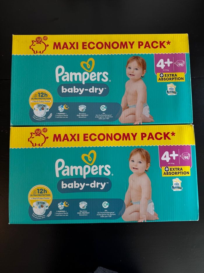 196 couches pampers taille 4 plus