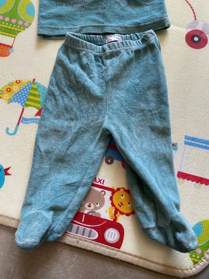 Pyjamas deux pièces 12 mois - photo numéro 2