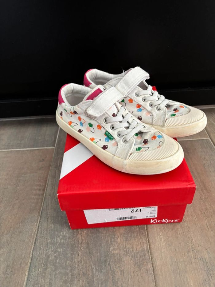 Baskets sneakers kickers pointure 33 kickgoldi blanches - photo numéro 4