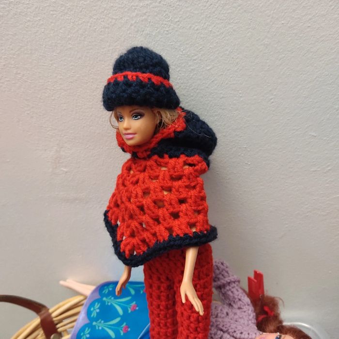 Vêtements pour Barbie 3 € - photo numéro 6