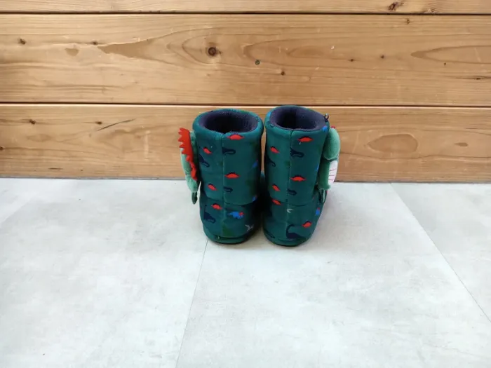 Paire de pantoufles taille 32-33 - photo numéro 4