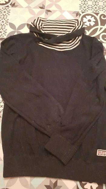 Pull col roulé 8 ans