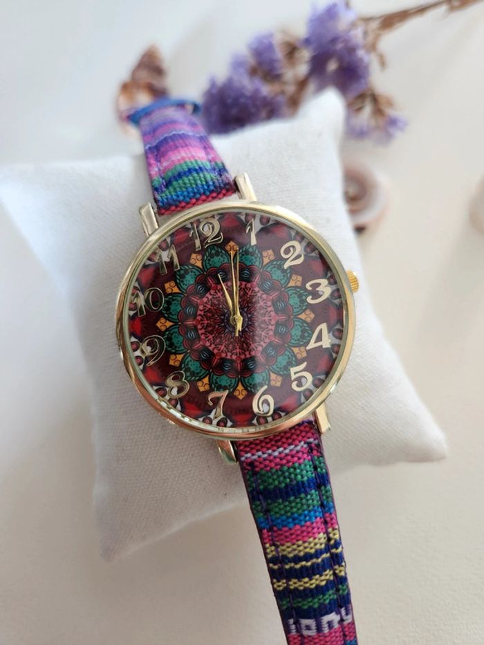 Montre quartz coloré neuve M01