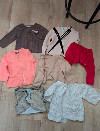 Lot 5 gilets fille 9 Mois 71cm