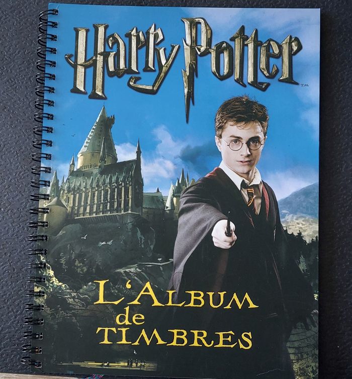 Album de timbres Harry Potter + timbres