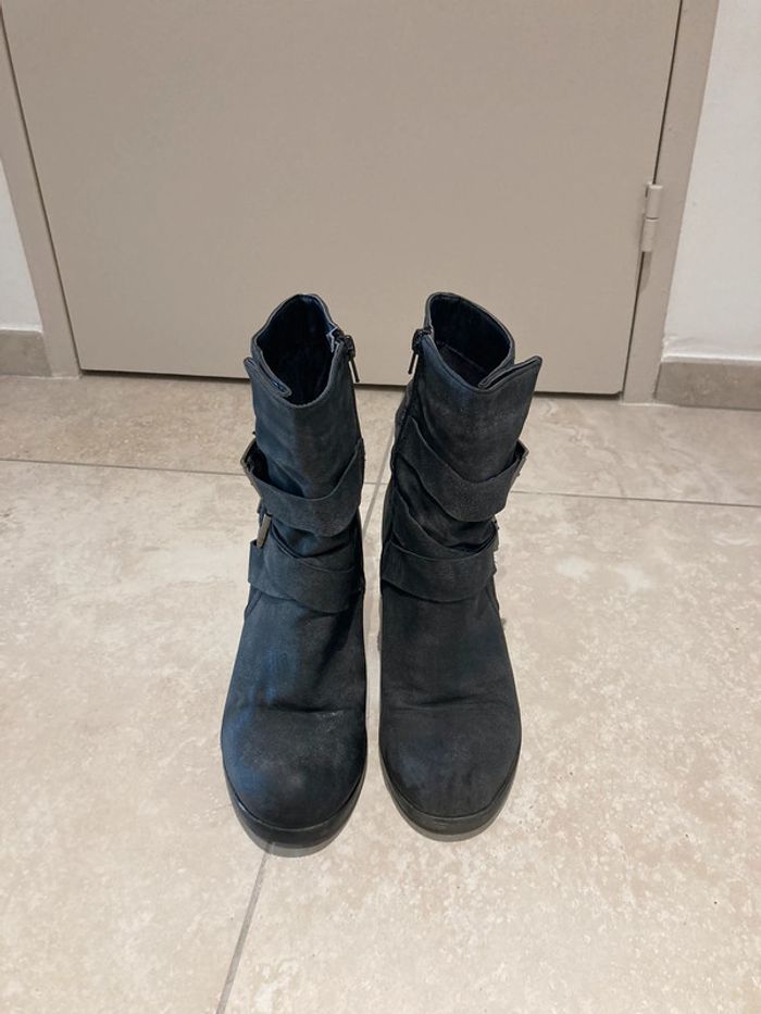Bottes noire - photo numéro 3