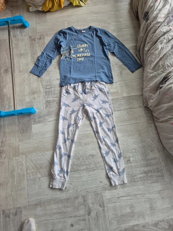 Pyjama  Taille 12 ans