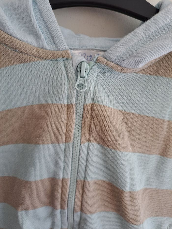 Gilet sans manches à capuche - photo numéro 3